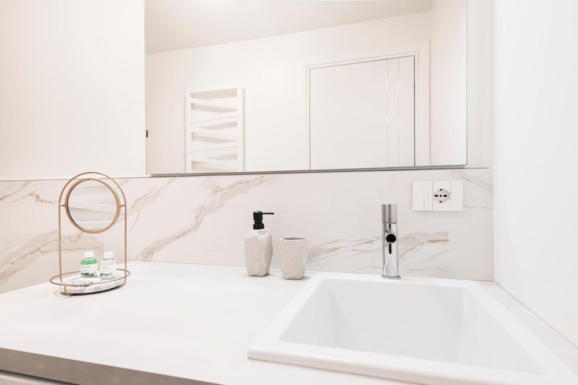 Easylife - Design And Relax In The Heart Of * Milano